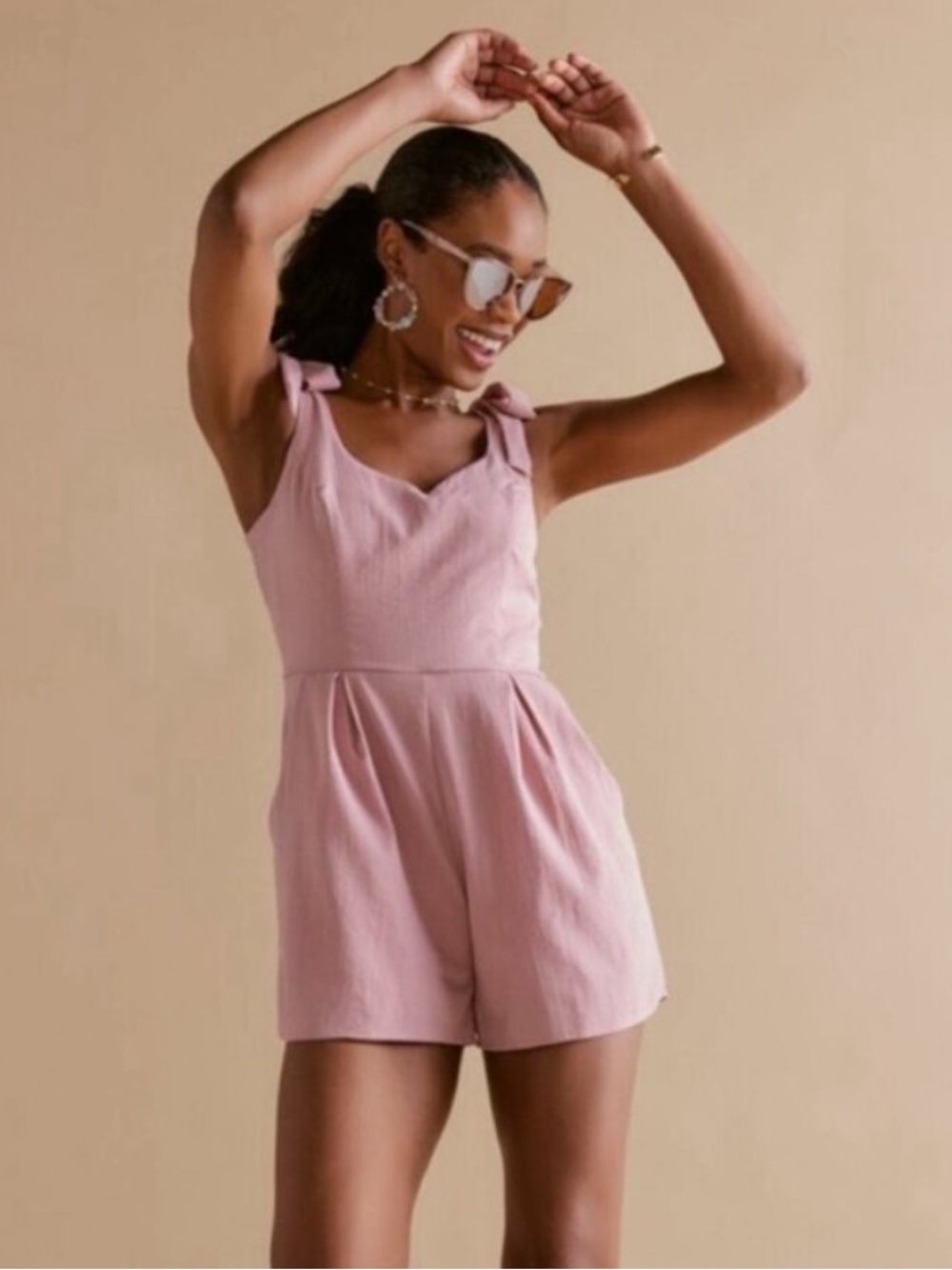 mi ami by Francesca’s - Pink Bow Strap Mini  Romper